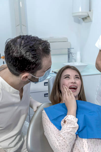 Best Chipped Tooth Repair Near Me  in Old Miakka, FL